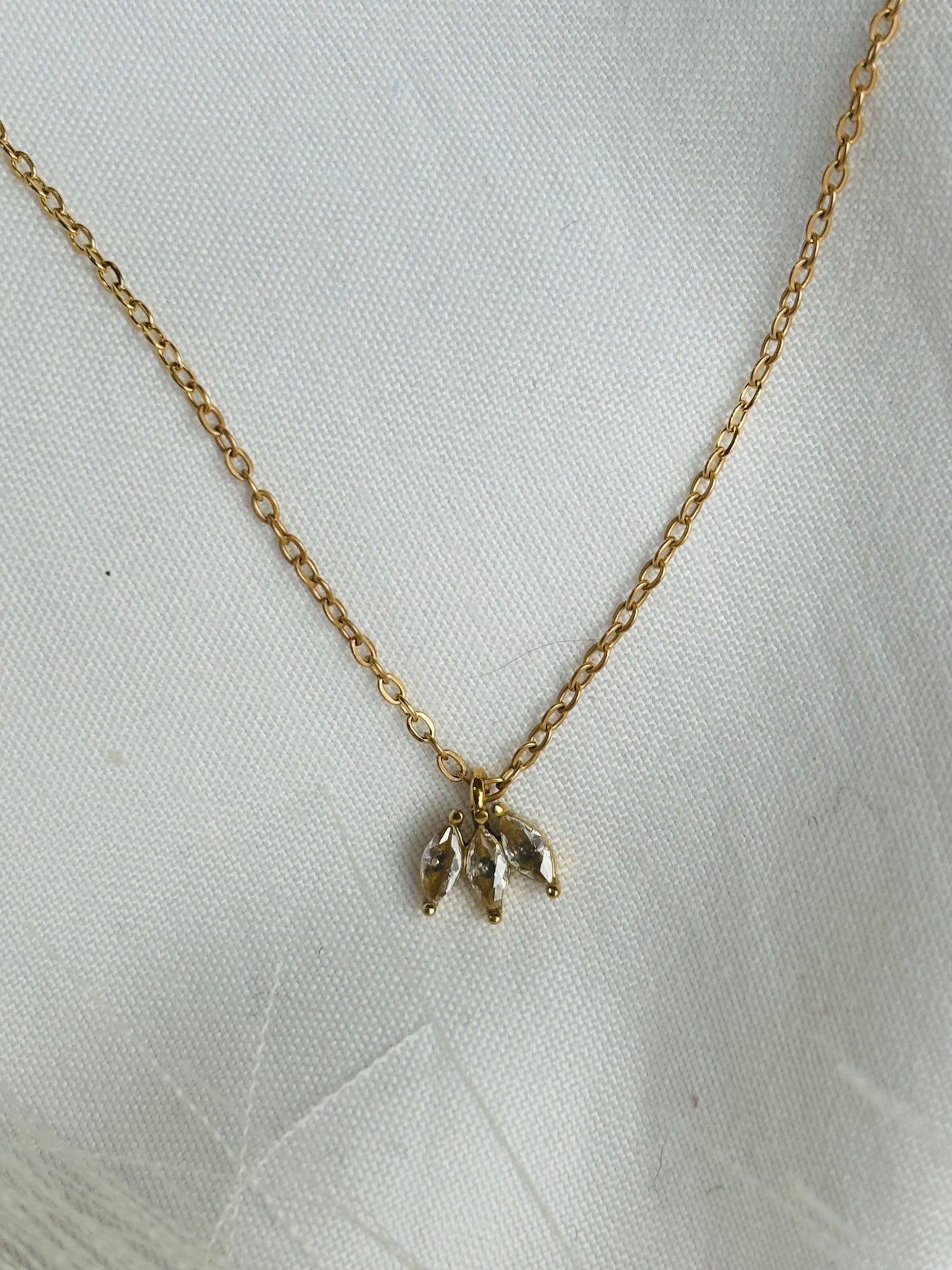 Collier triple strass