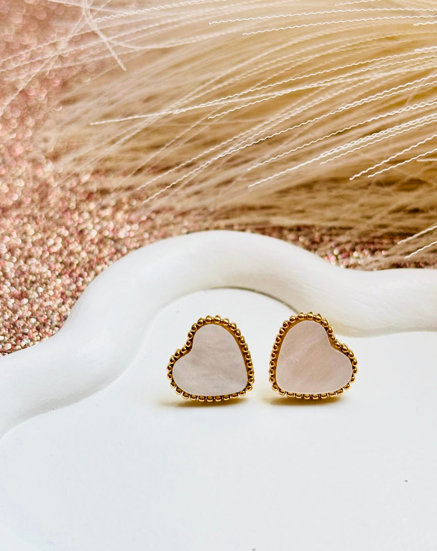 Boucles d'Oreilles Dorées Cœur Nacre