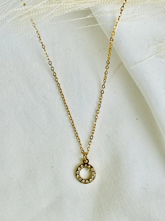 Round rhinestone necklace