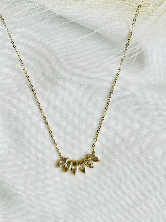 Crown necklace